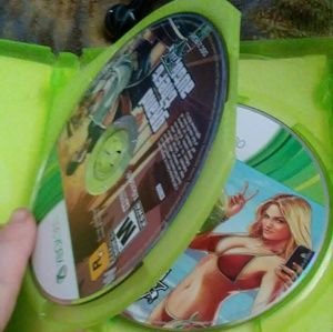 2 in 1 Grand theft auto five XBOX games